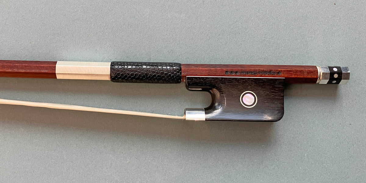 Edigius Dorfler Model 23 Pernambuco Bow - CELLO
