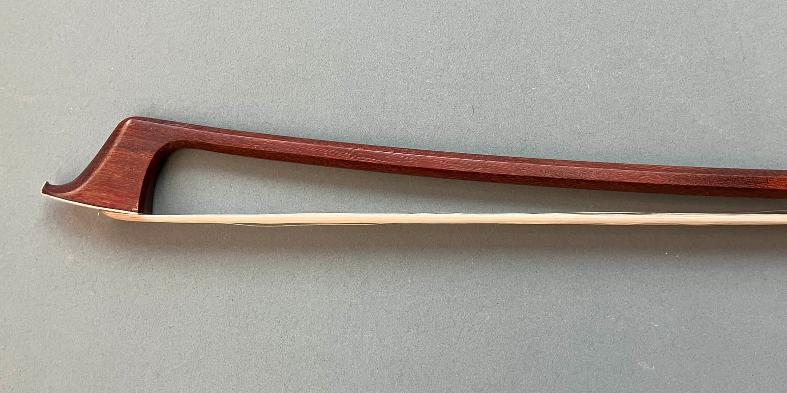 Edigius Dorfler Model 23 Pernambuco Bow - CELLO