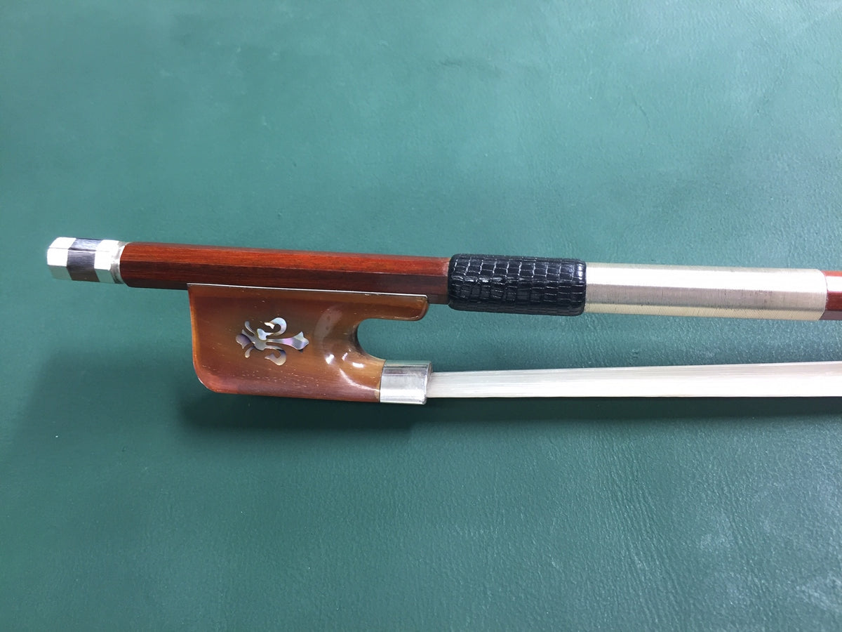 Arcos Brasil - SILVER Fitted Fleur de Lys Pernambuco Cello Bow