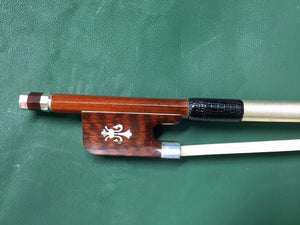 Arcos Brasil- SILVER Fitted Fleur de Lys Pernambuco Cello Bow